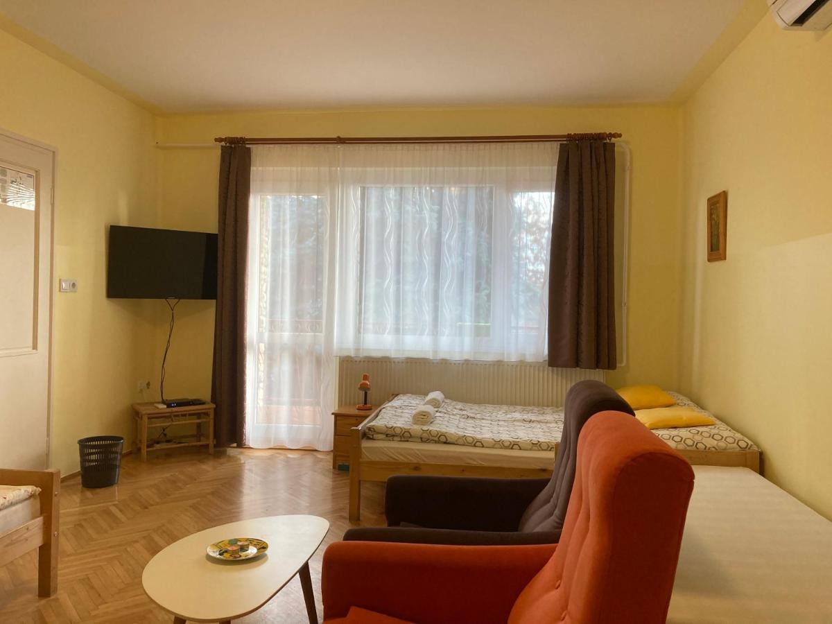 Kurca-Parti Vendeghaz Hotel Szentes Ngoại thất bức ảnh